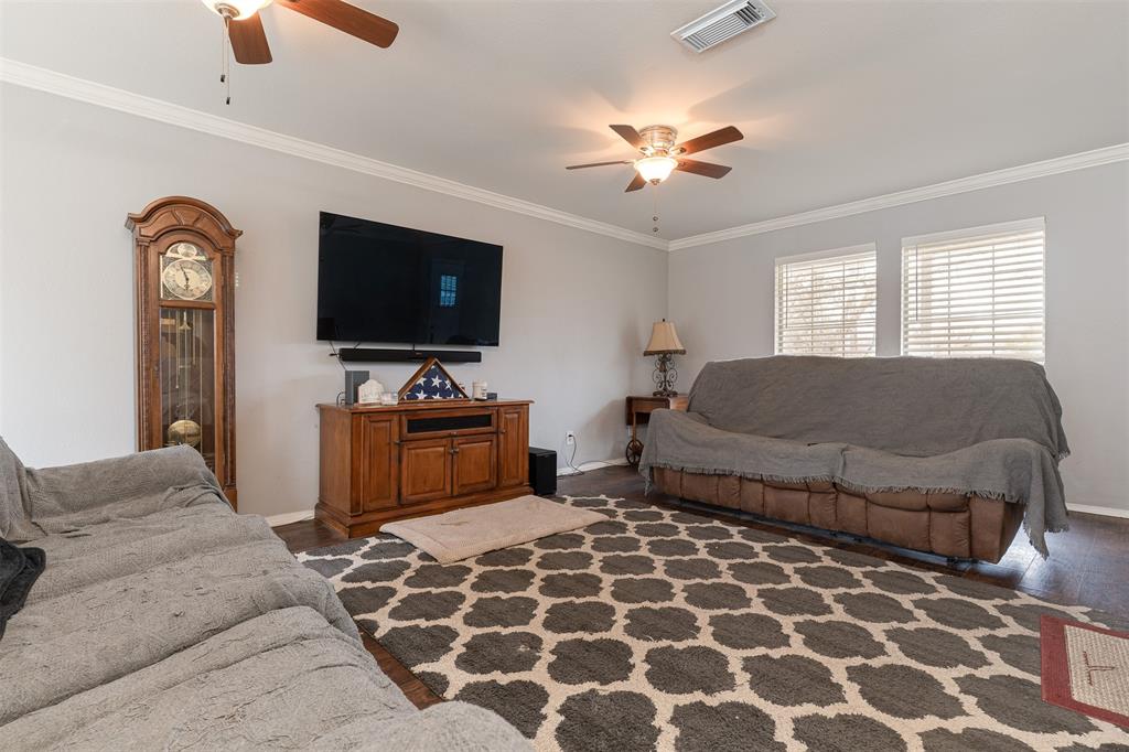 4013 Black Oak Drive