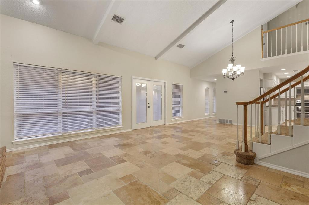 Fort Worth, Texas 76107, United States, 4 Bedrooms Bedrooms, ,3 BathroomsBathrooms,Residential,Pending,104088