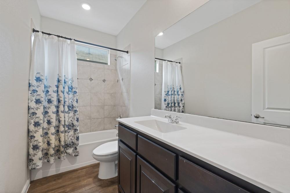 TRAILS OF ELIZABETH CREEK - Residential