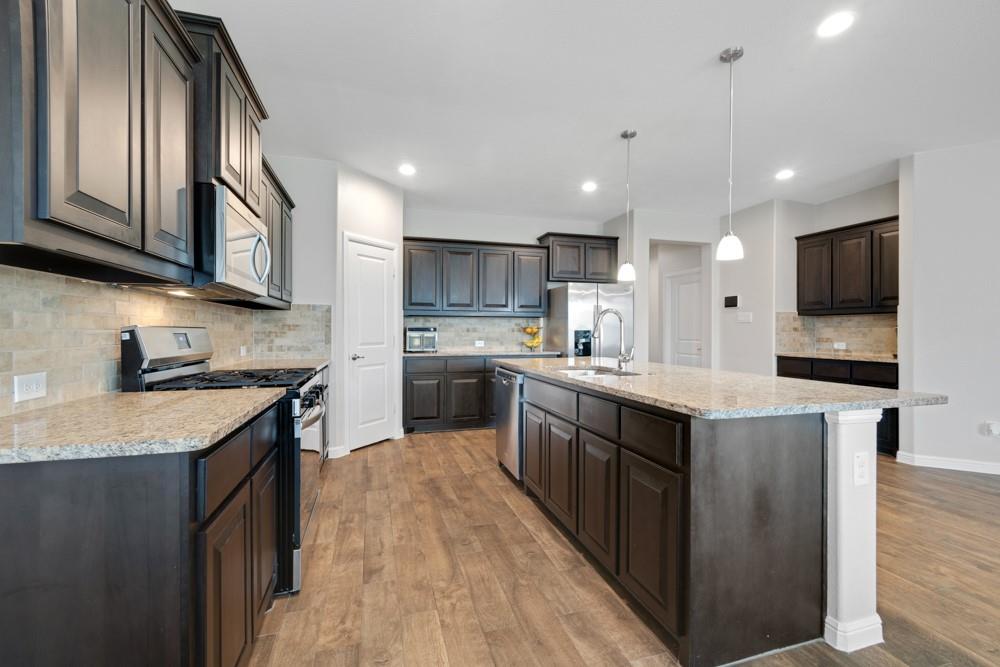 TRAILS OF ELIZABETH CREEK - Residential