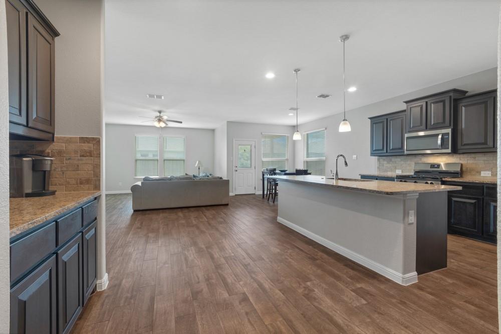 TRAILS OF ELIZABETH CREEK - Residential