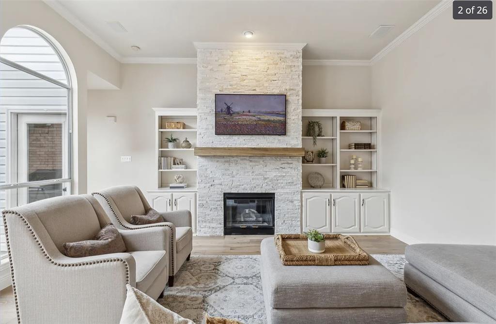 3927 Walden Way