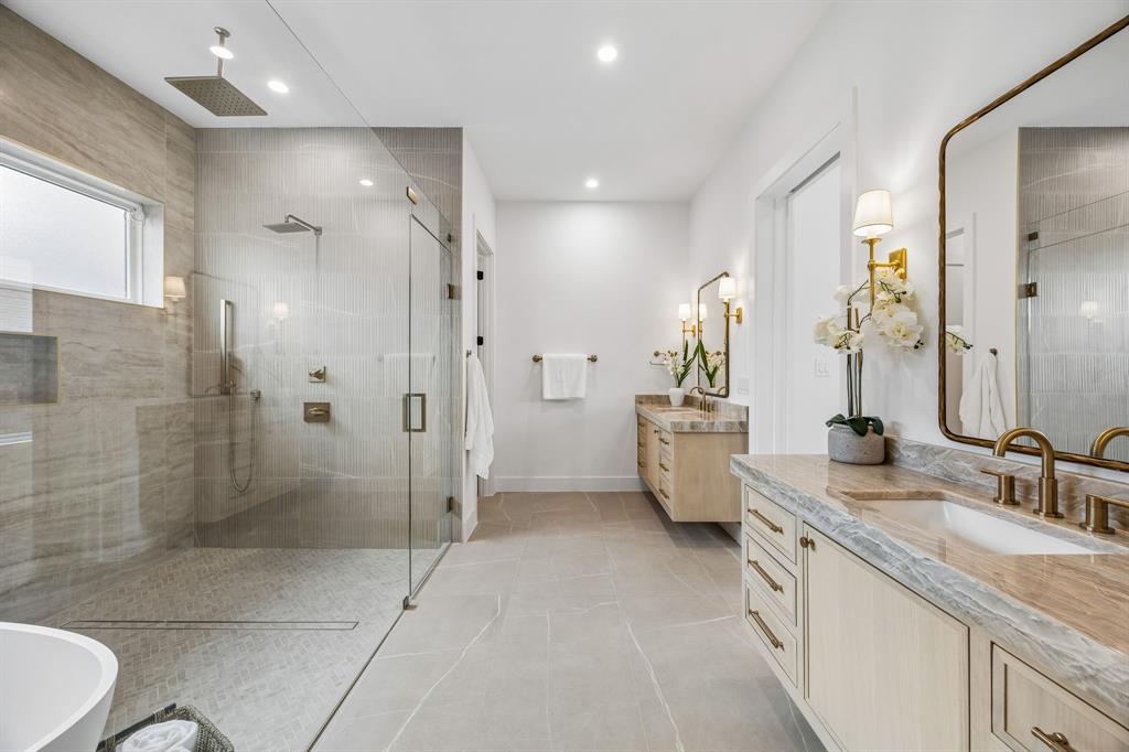 GASTON TERRACE - Residential