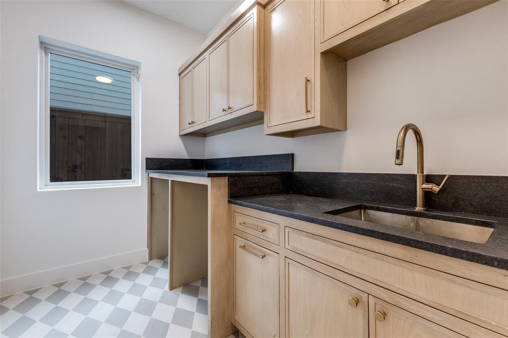 GASTON TERRACE - Residential