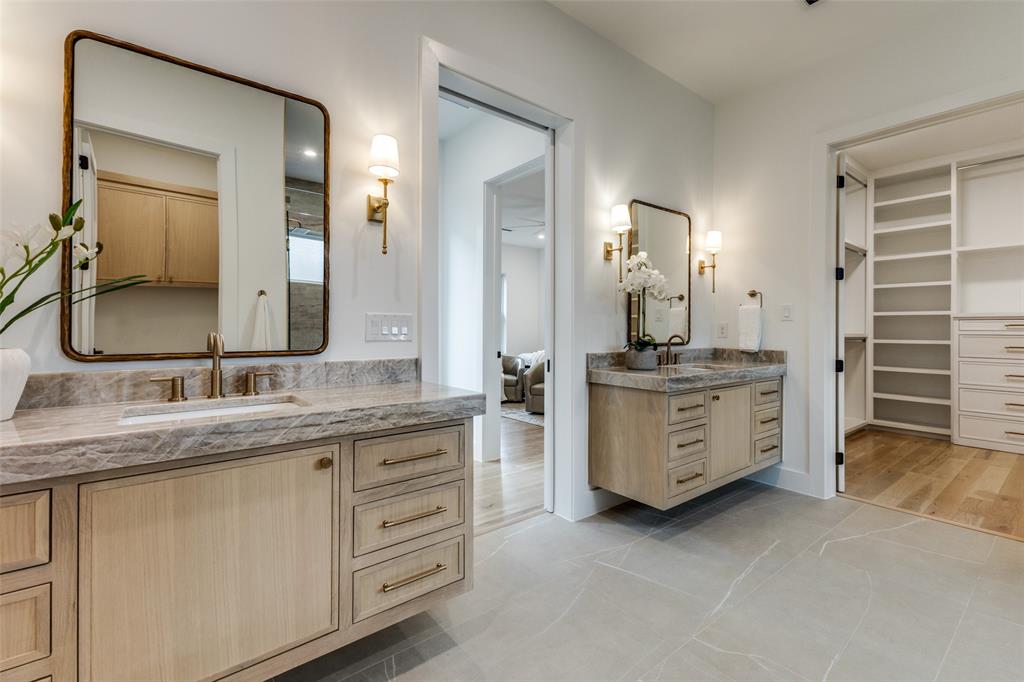 GASTON TERRACE - Residential