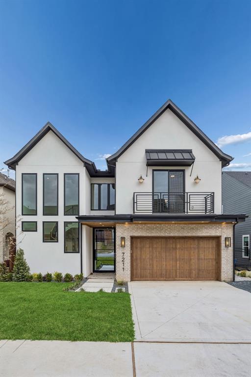 7211 Coronado Avenue