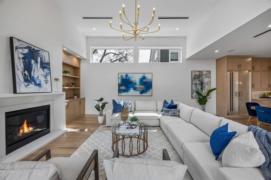 GASTON TERRACE - Residential