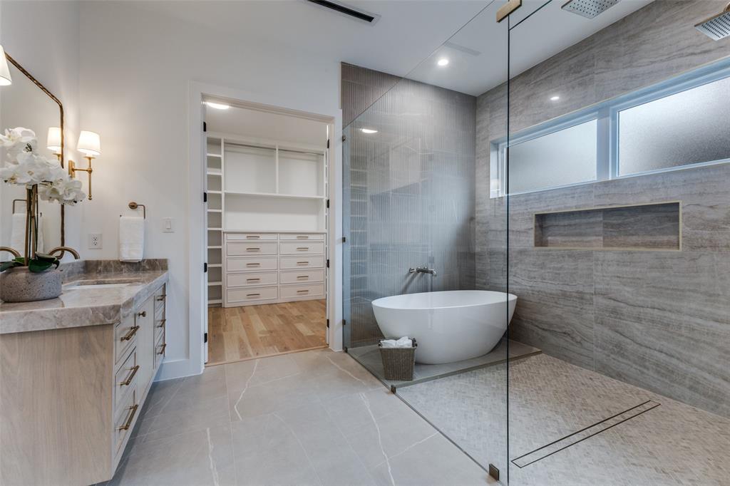 GASTON TERRACE - Residential