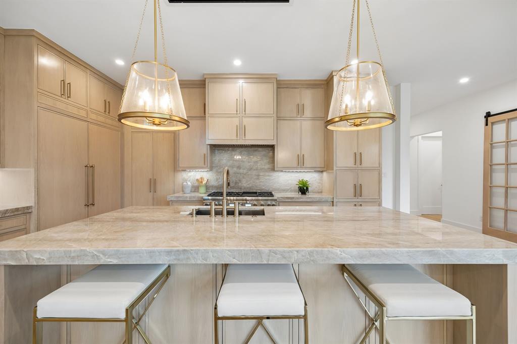 7211 Coronado Avenue