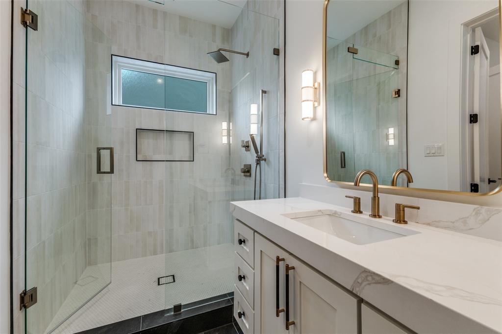 GASTON TERRACE - Residential