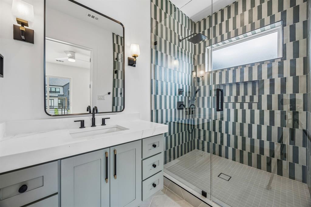 GASTON TERRACE - Residential