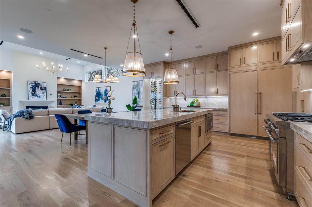 GASTON TERRACE - Residential