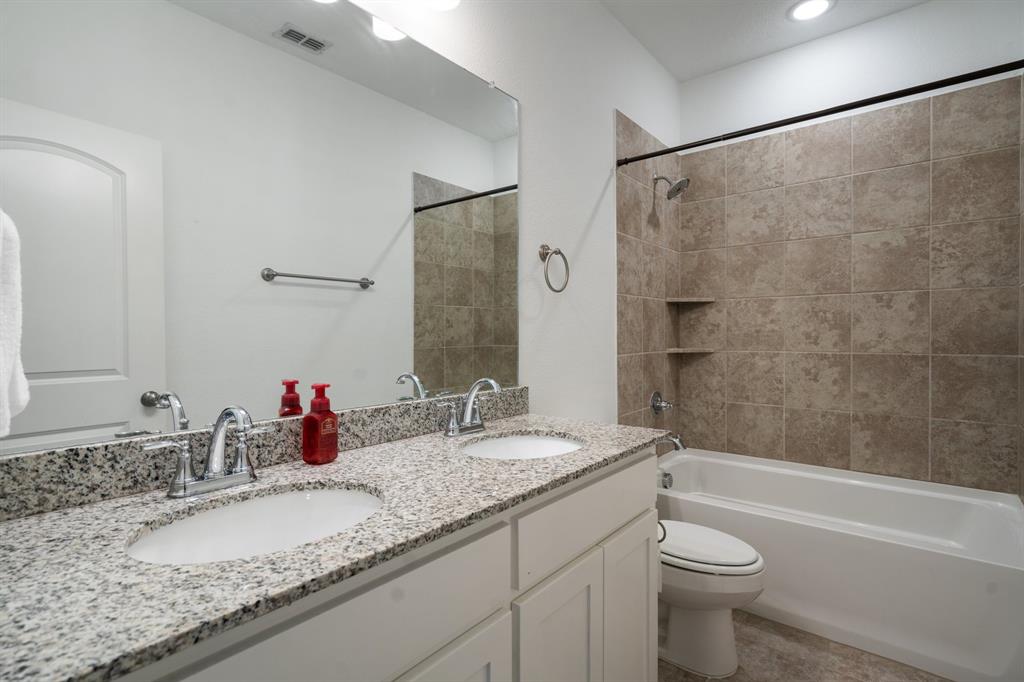 Apples Crossing - Residential