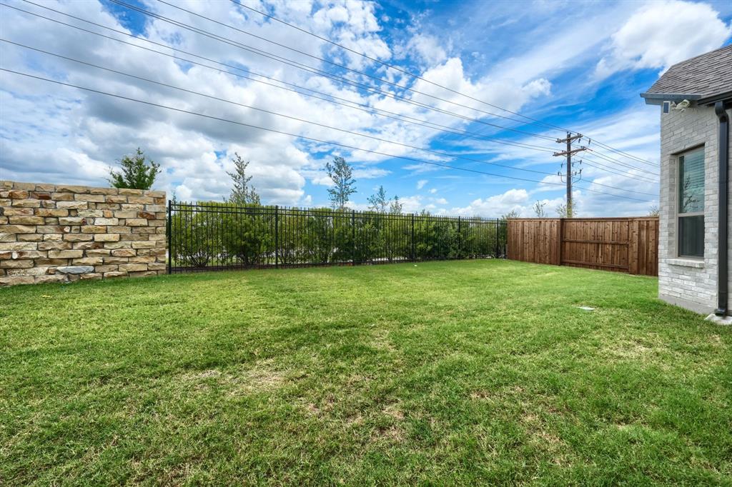 WINDSONG RANCH - Residential