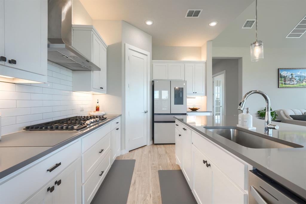 WINDSONG RANCH - Residential