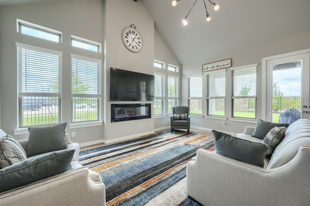 WINDSONG RANCH - Residential