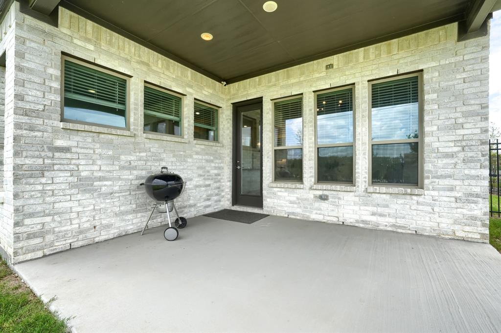 WINDSONG RANCH - Residential