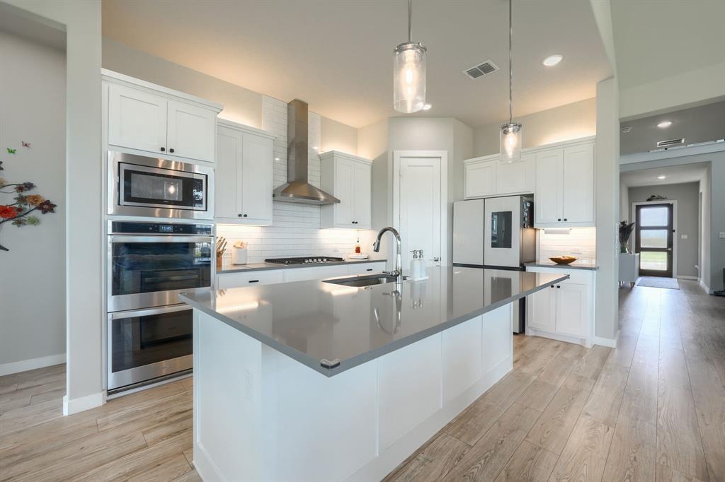 WINDSONG RANCH - Residential