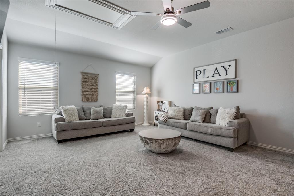 Trinity Crossing - Residential Lease