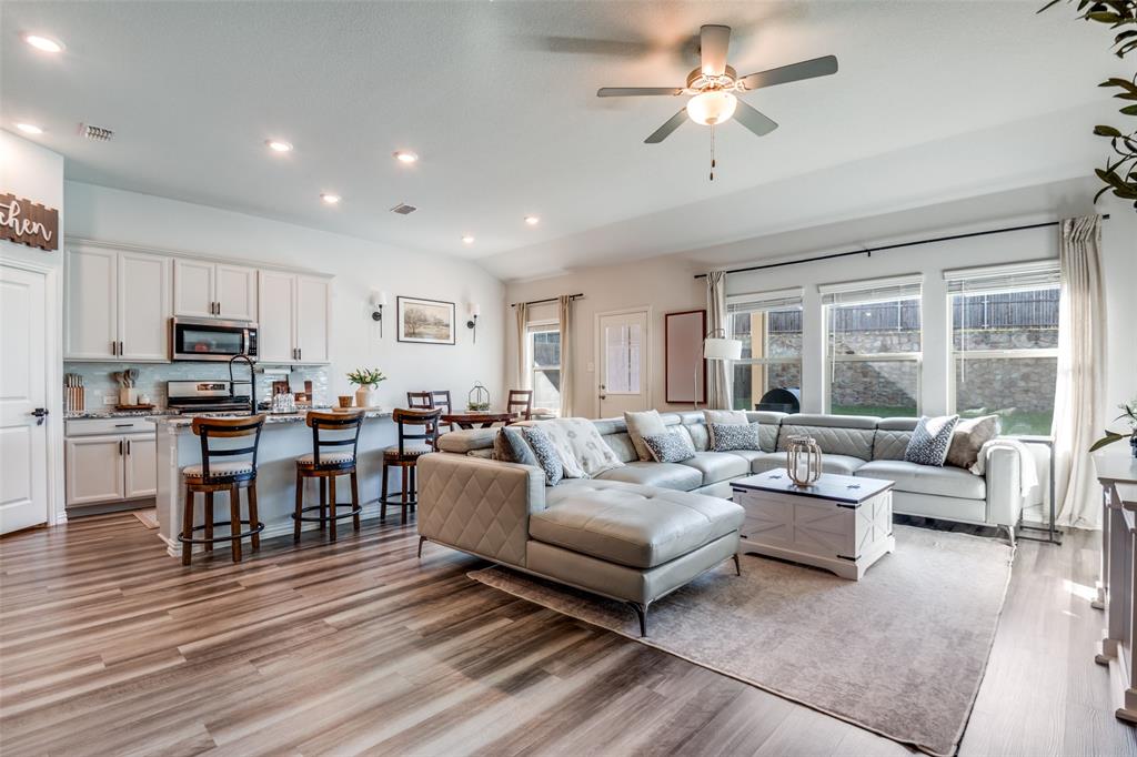 Trinity Crossing - Residential Lease