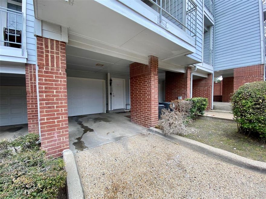 *See 3D Virtual Tour!* Wonderful newly updated unit for rent!! This unit is a 3-story townhome with a 1-car garage, 2 balconies, a fireplace, kitchen appliances, and lots more! Located only 5 minutes from the Dallas Richland Campus and other shops and stores. Cats are allowed; only small dogs allowed. Don't miss out on this great find! APPLY TODAY