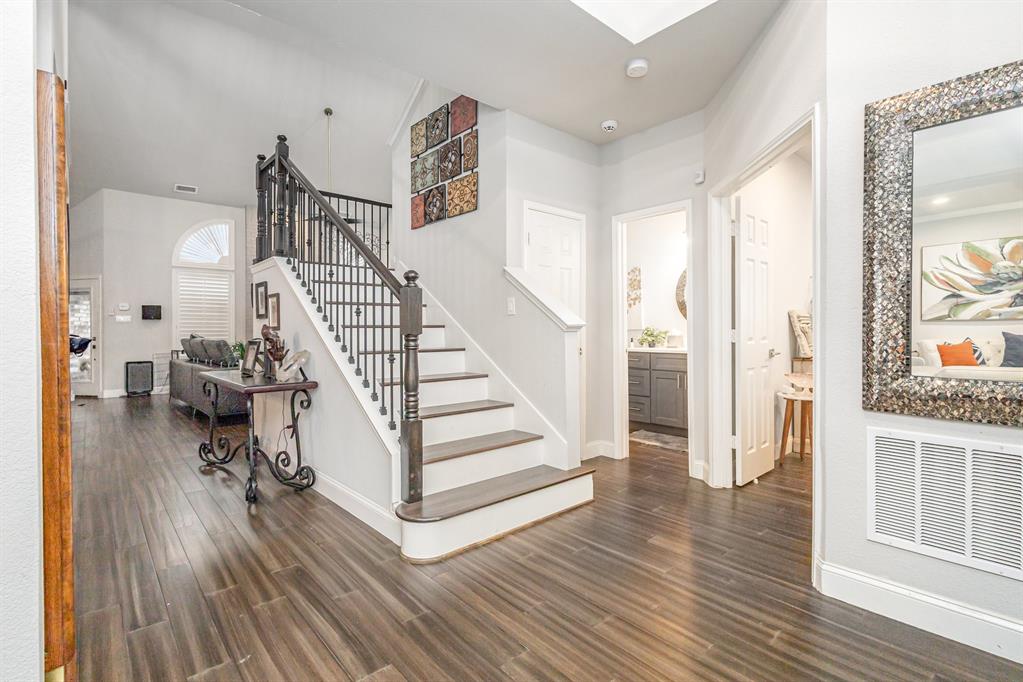 544 Saddle Head Drive