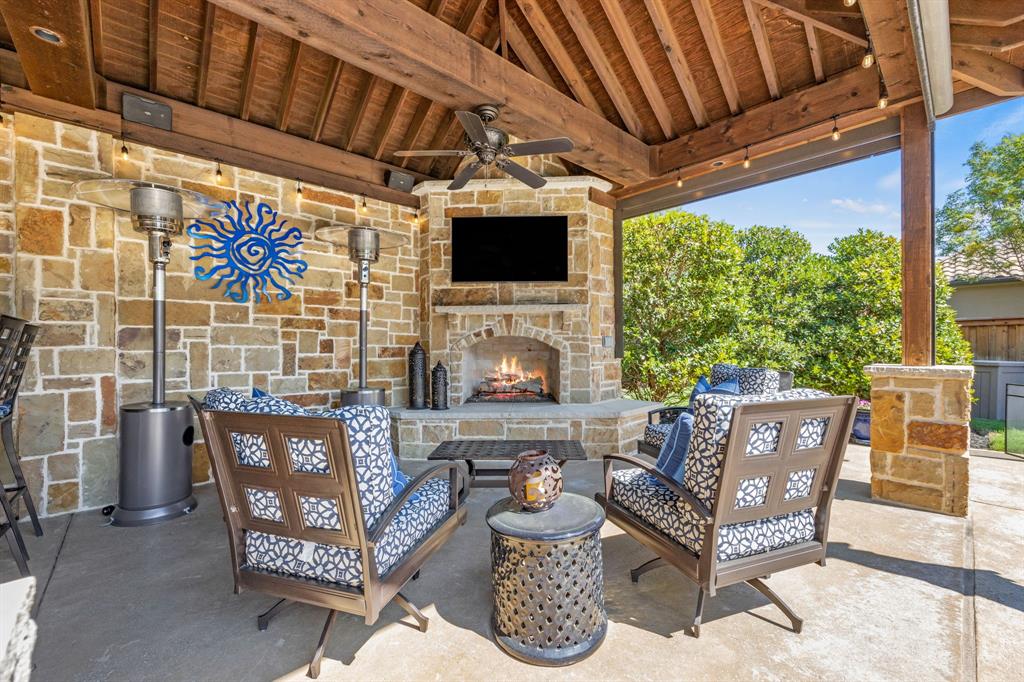 Shady Oaks ADD-Southlake Block 4 Lot 17 - Residential