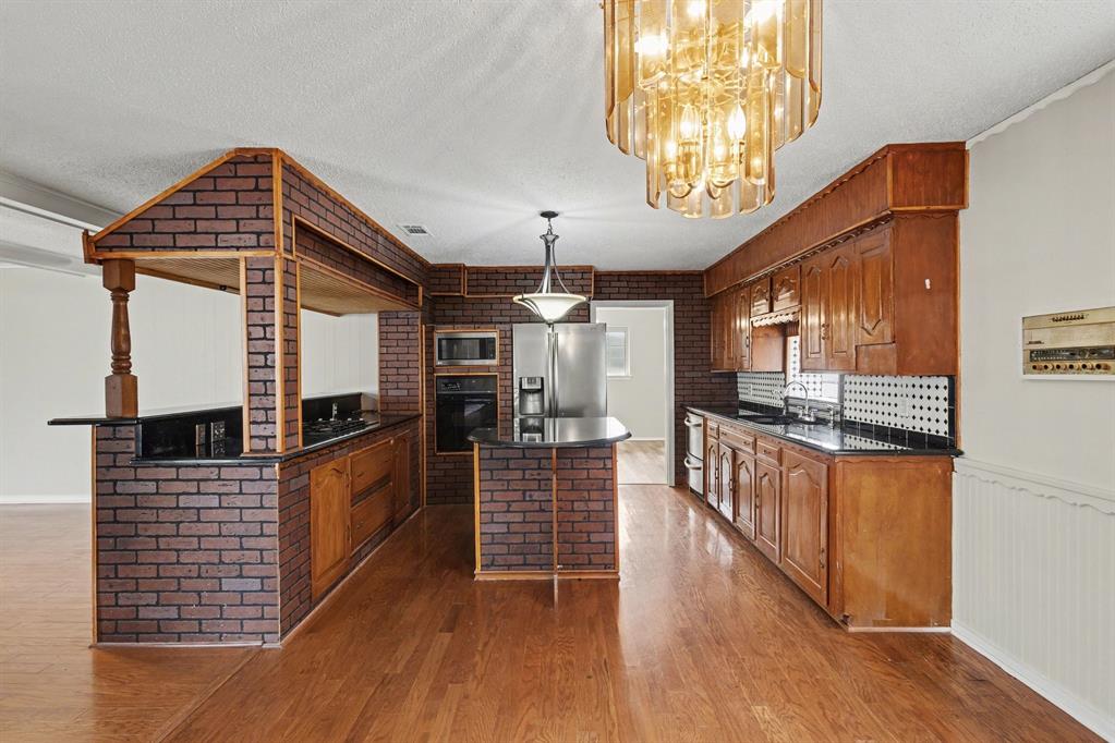 Glen Oaks - Residential