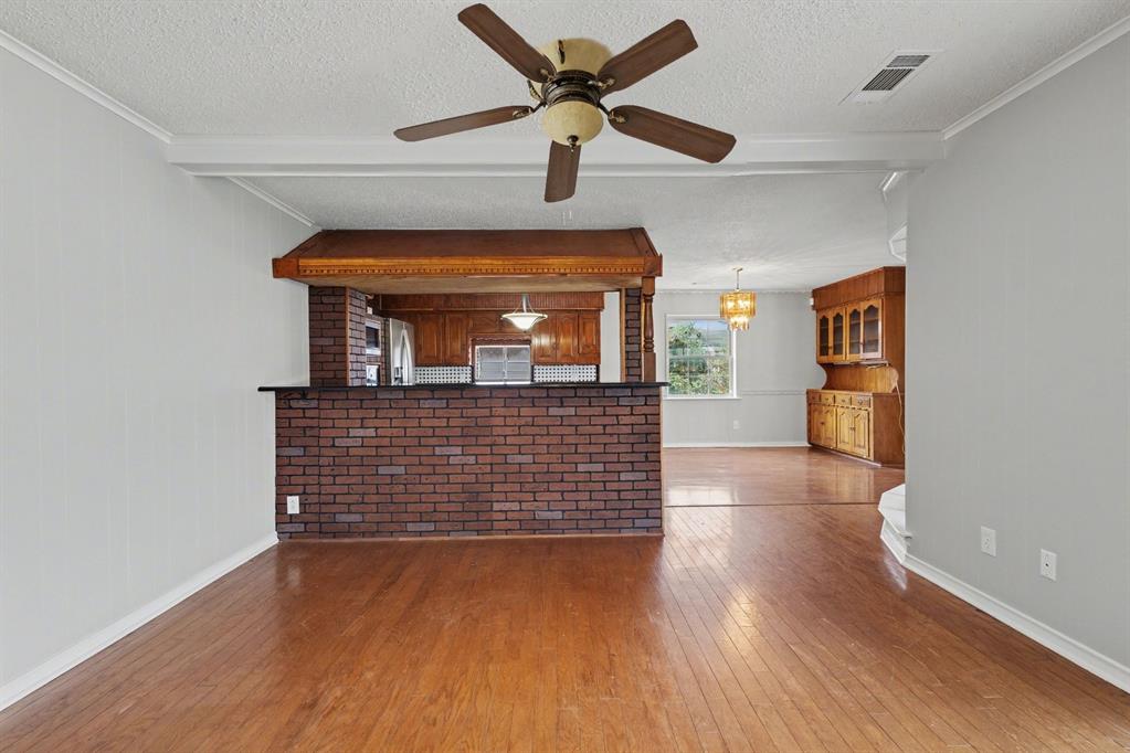 Glen Oaks - Residential