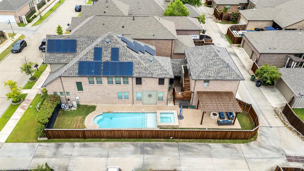 1110 Amber Rose Way