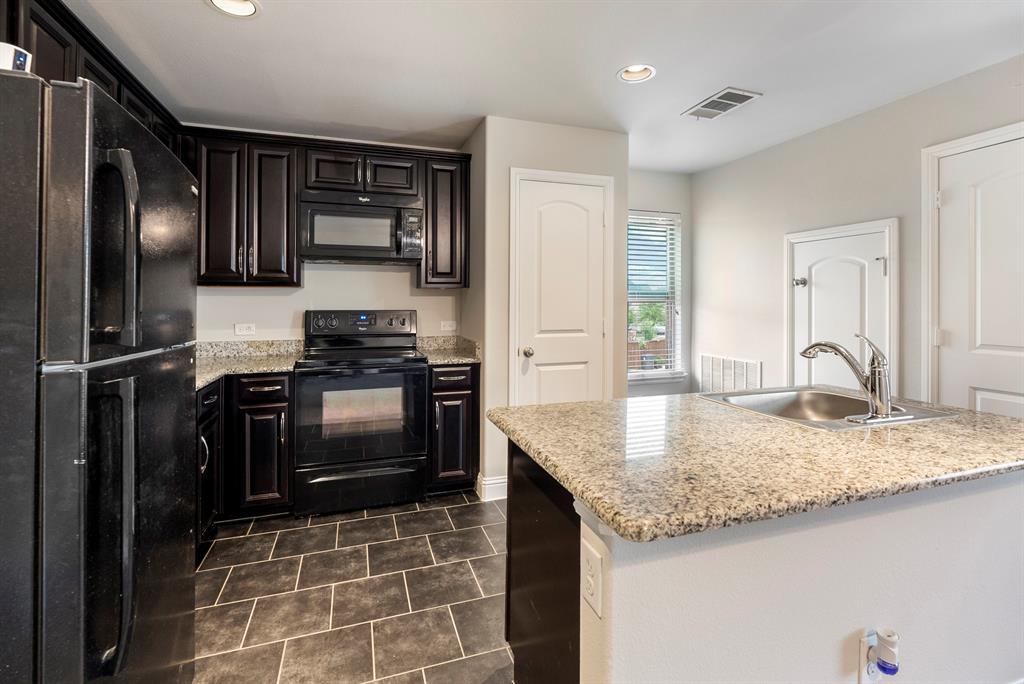 Viridian Village 1e1b - Residential