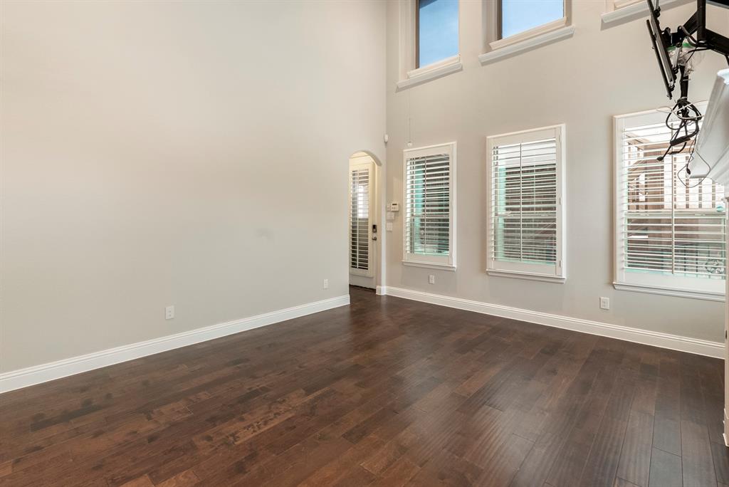 Viridian Village 1e1b - Residential