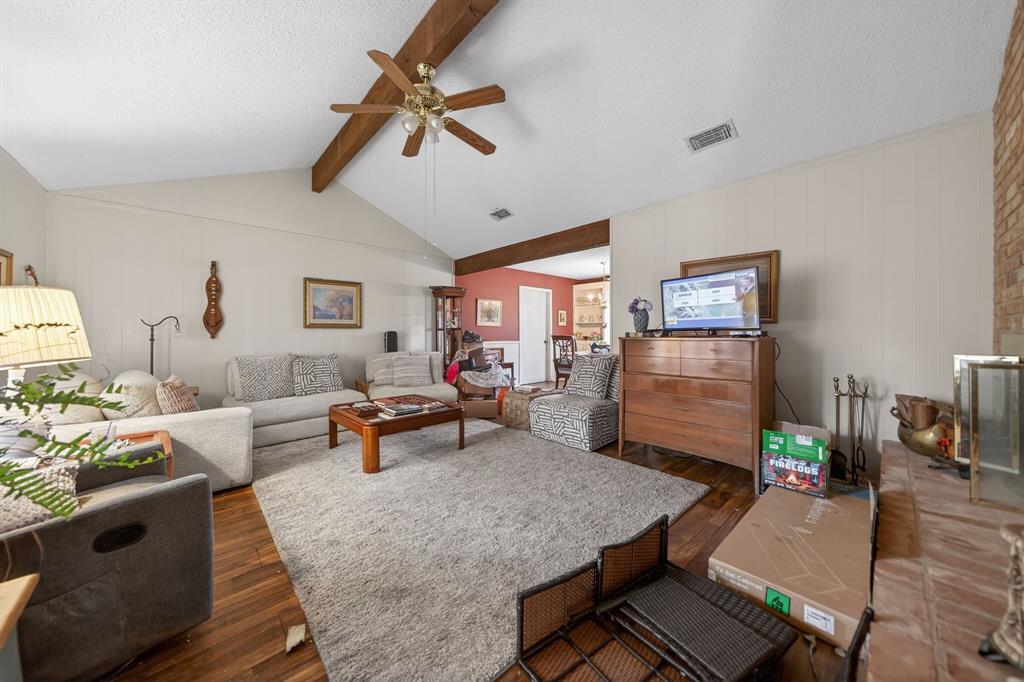 Decordova Bend Estate - Residential