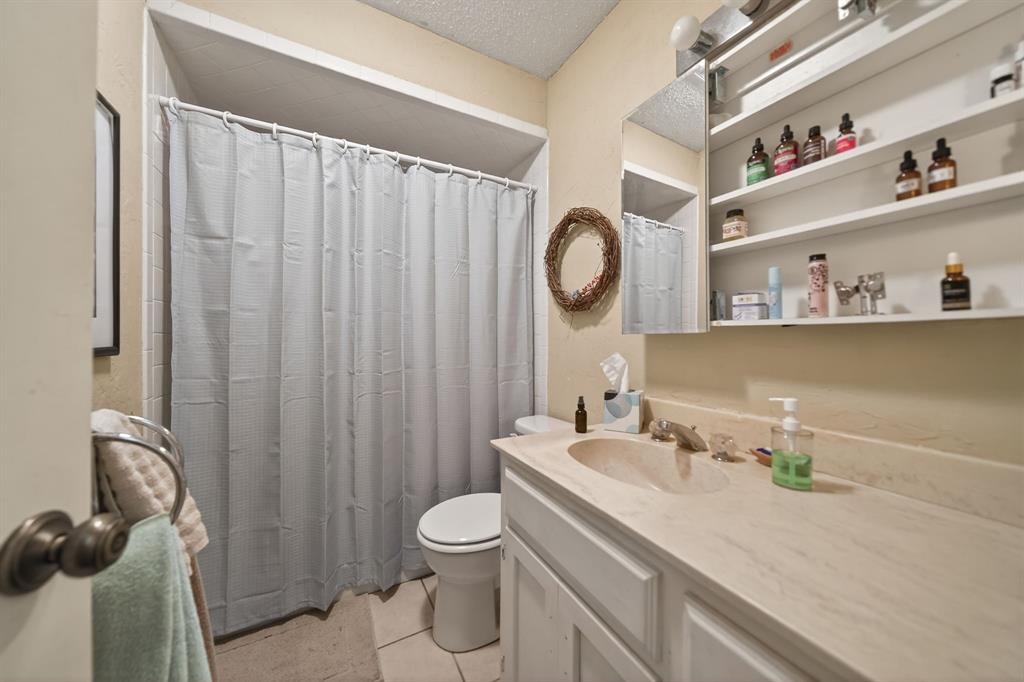 Decordova Bend Estate - Residential