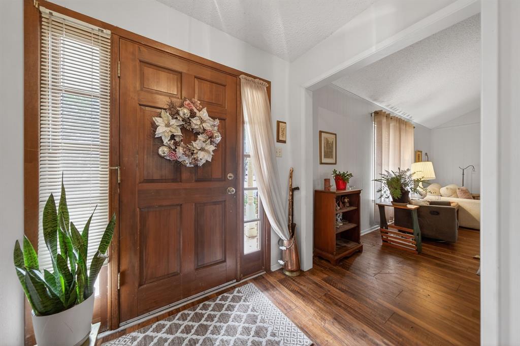 Decordova Bend Estate - Residential