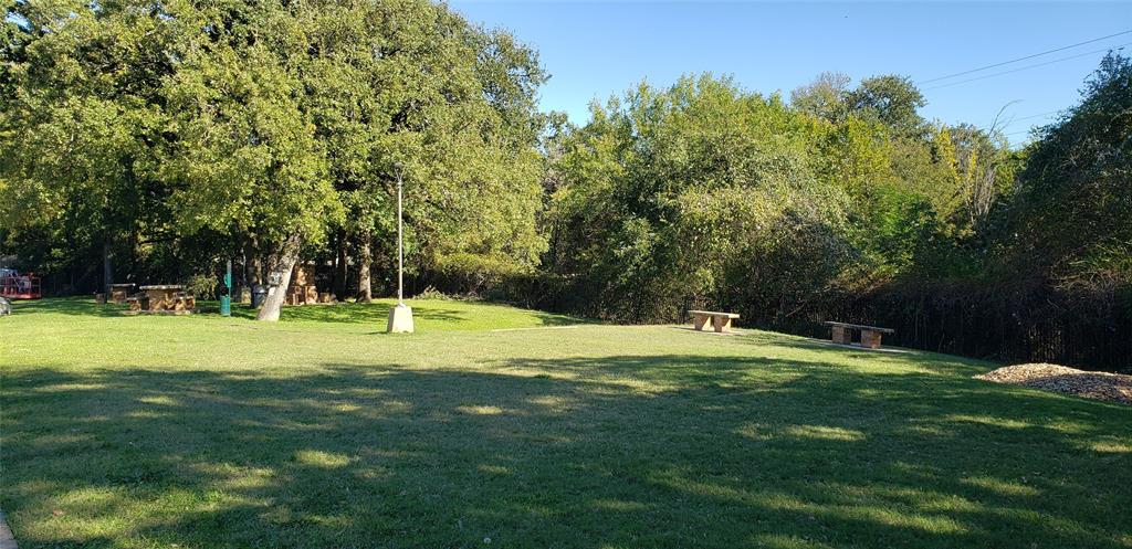 Arlington Oaks Condo - Residential