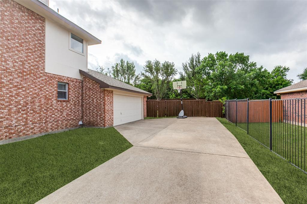 304 Elizabeth Trail