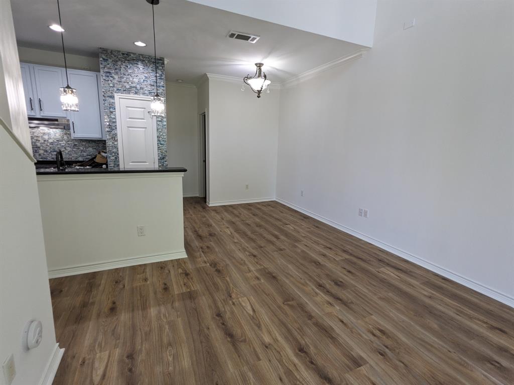 Lake Park Estates 01 & Univ Wrld R - Residential