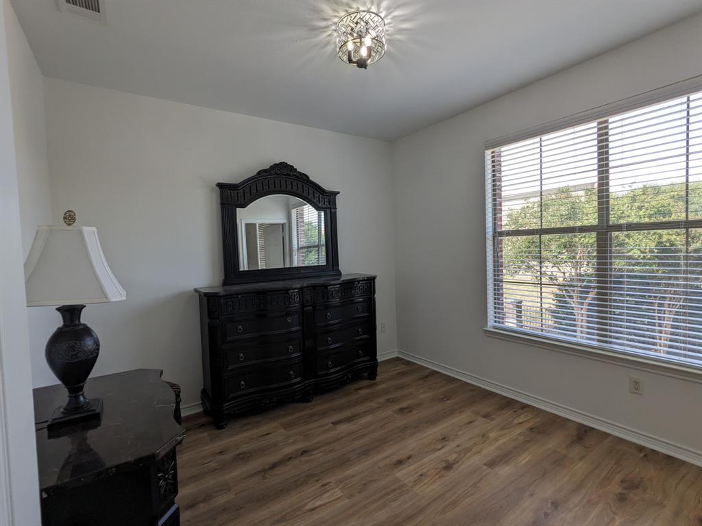 Lake Park Estates 01 & Univ Wrld R - Residential