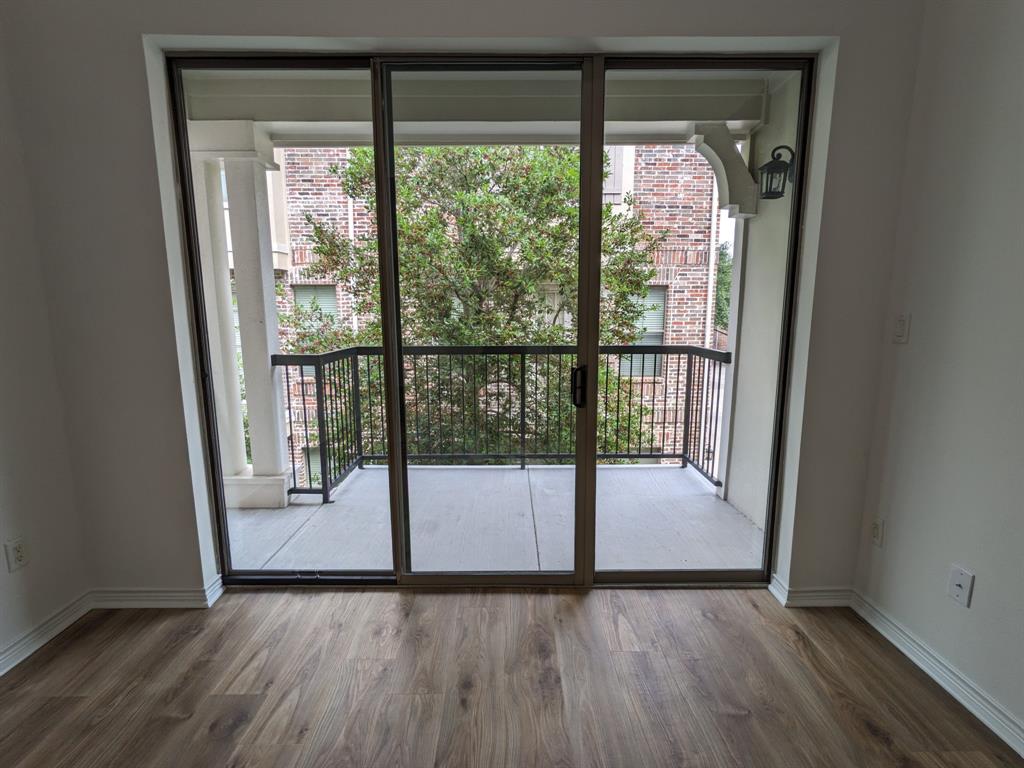 Lake Park Estates 01 & Univ Wrld R - Residential