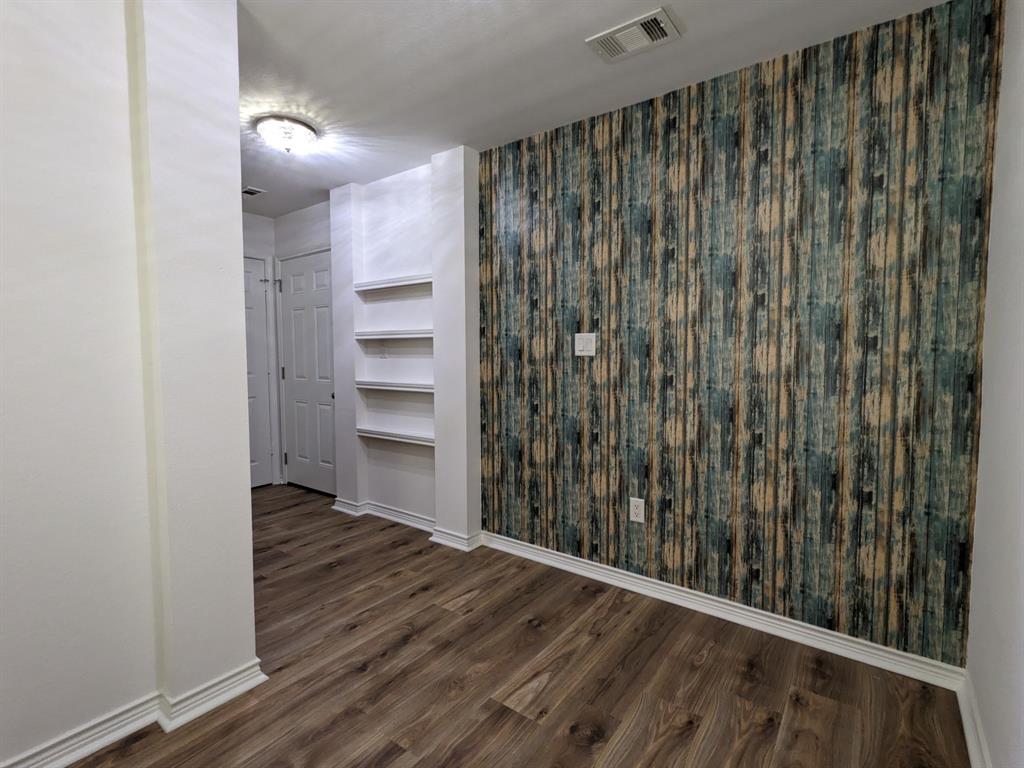 Lake Park Estates 01 & Univ Wrld R - Residential