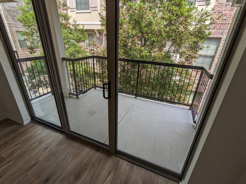 Lake Park Estates 01 & Univ Wrld R - Residential