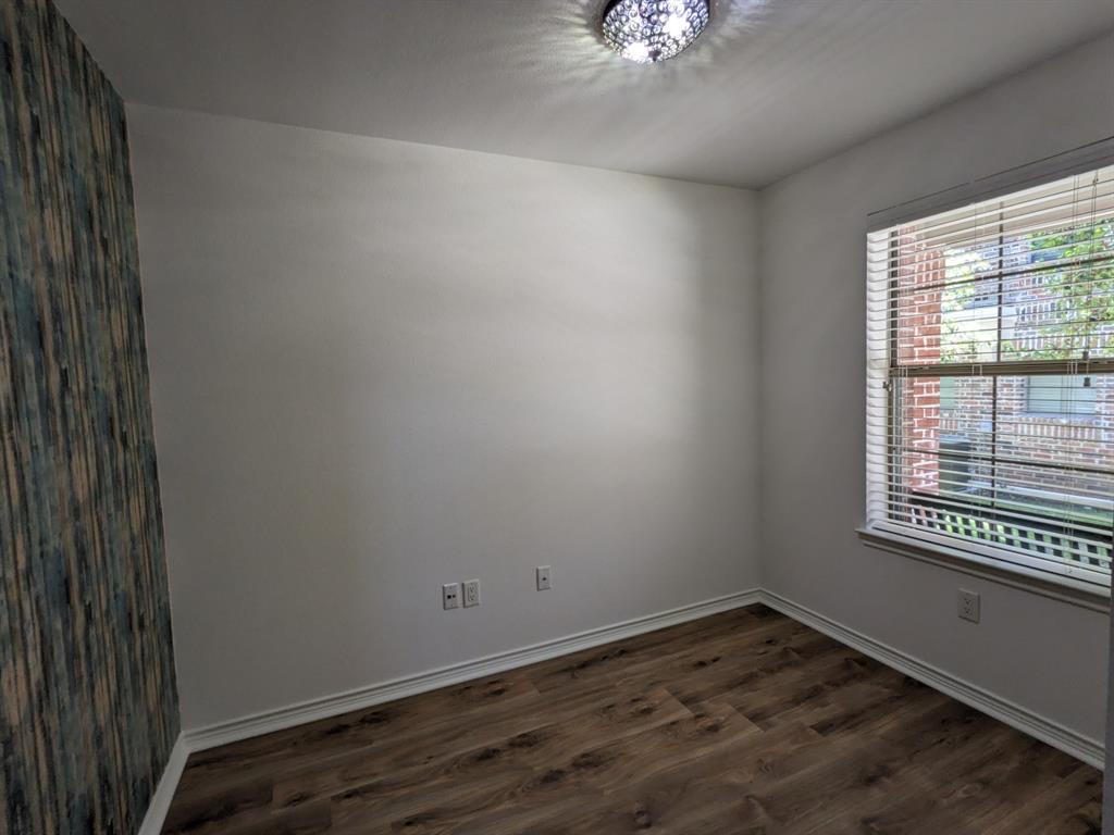 Lake Park Estates 01 & Univ Wrld R - Residential