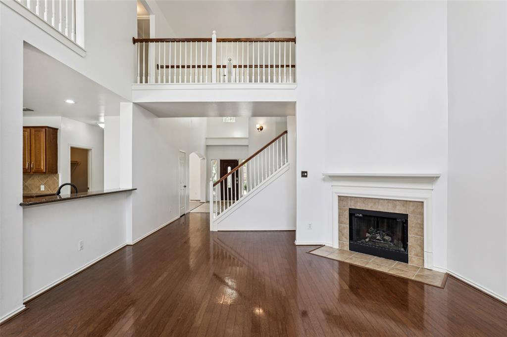 604 Maple Leaf Lane