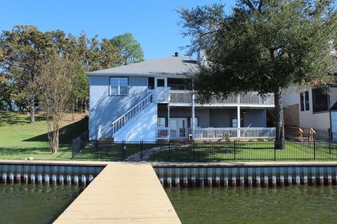 A home in Malakoff