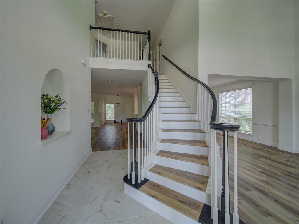 3904 Evesham Drive