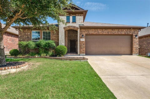 Photo of 1733 Kachina Lodge Road, Fort Worth, TX 76131 (MLS # 21396348)