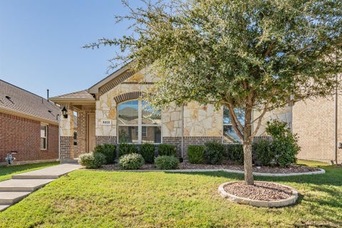 Tiny photo for 5833 Dew Plant Way, Fort Worth, TX 76123 (MLS # 21400957)