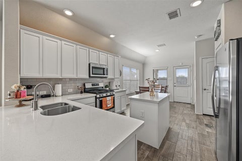 Tiny photo for 5833 Dew Plant Way, Fort Worth, TX 76123 (MLS # 21400957)