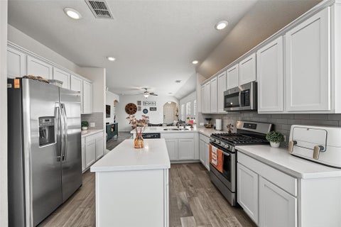 Tiny photo for 5833 Dew Plant Way, Fort Worth, TX 76123 (MLS # 21400957)
